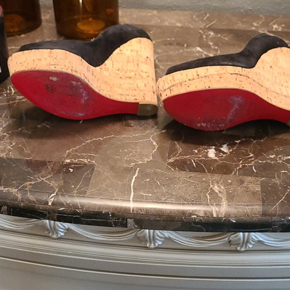 Louboutin wedge - Picture 3 of 3